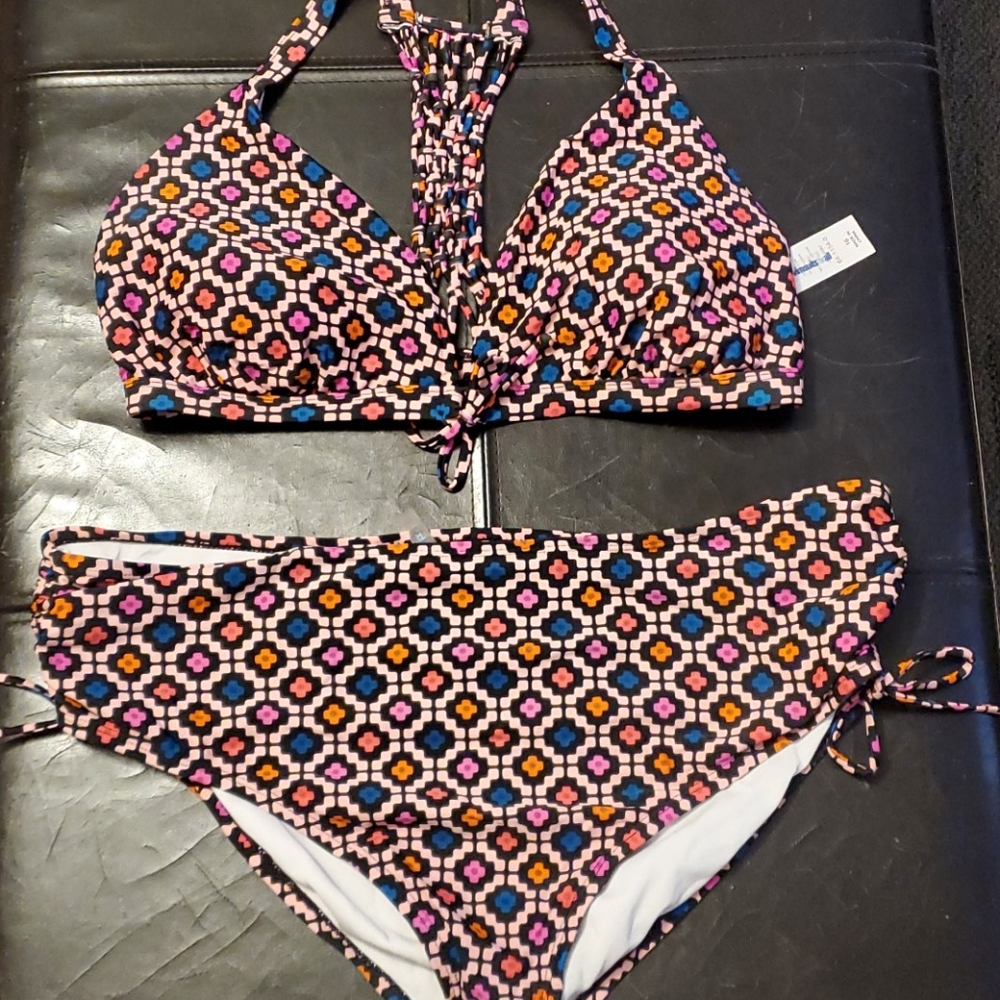 Geometric Print Bikini